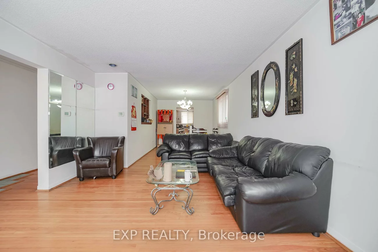 23, Cloverdale, Avondale, Brampton