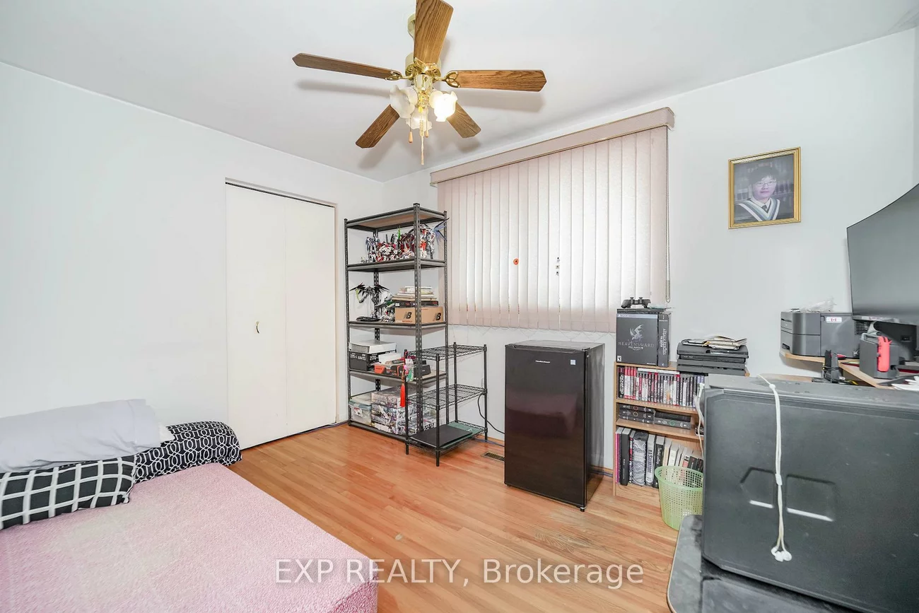 23, Cloverdale, Avondale, Brampton