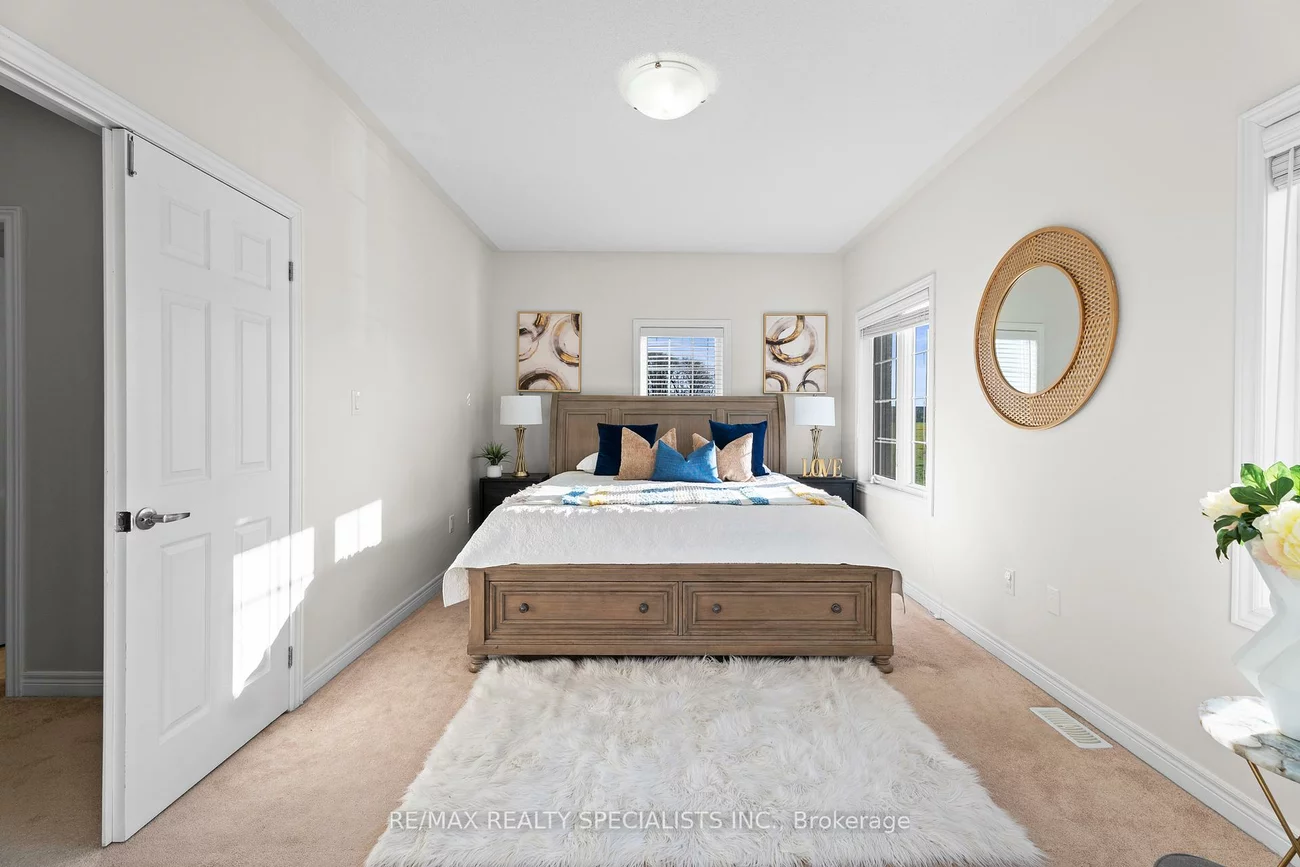 351, Royal West, Credit Valley, Brampton