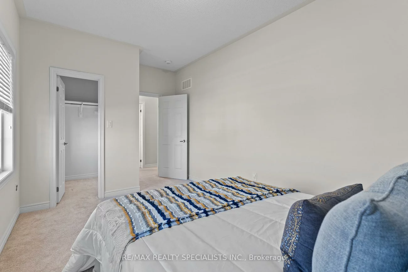 351, Royal West, Credit Valley, Brampton