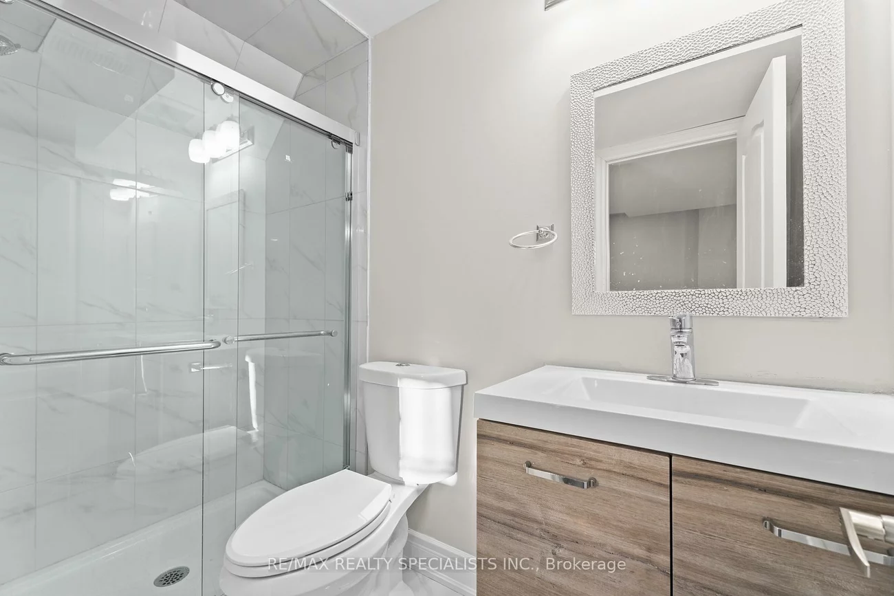 351, Royal West, Credit Valley, Brampton