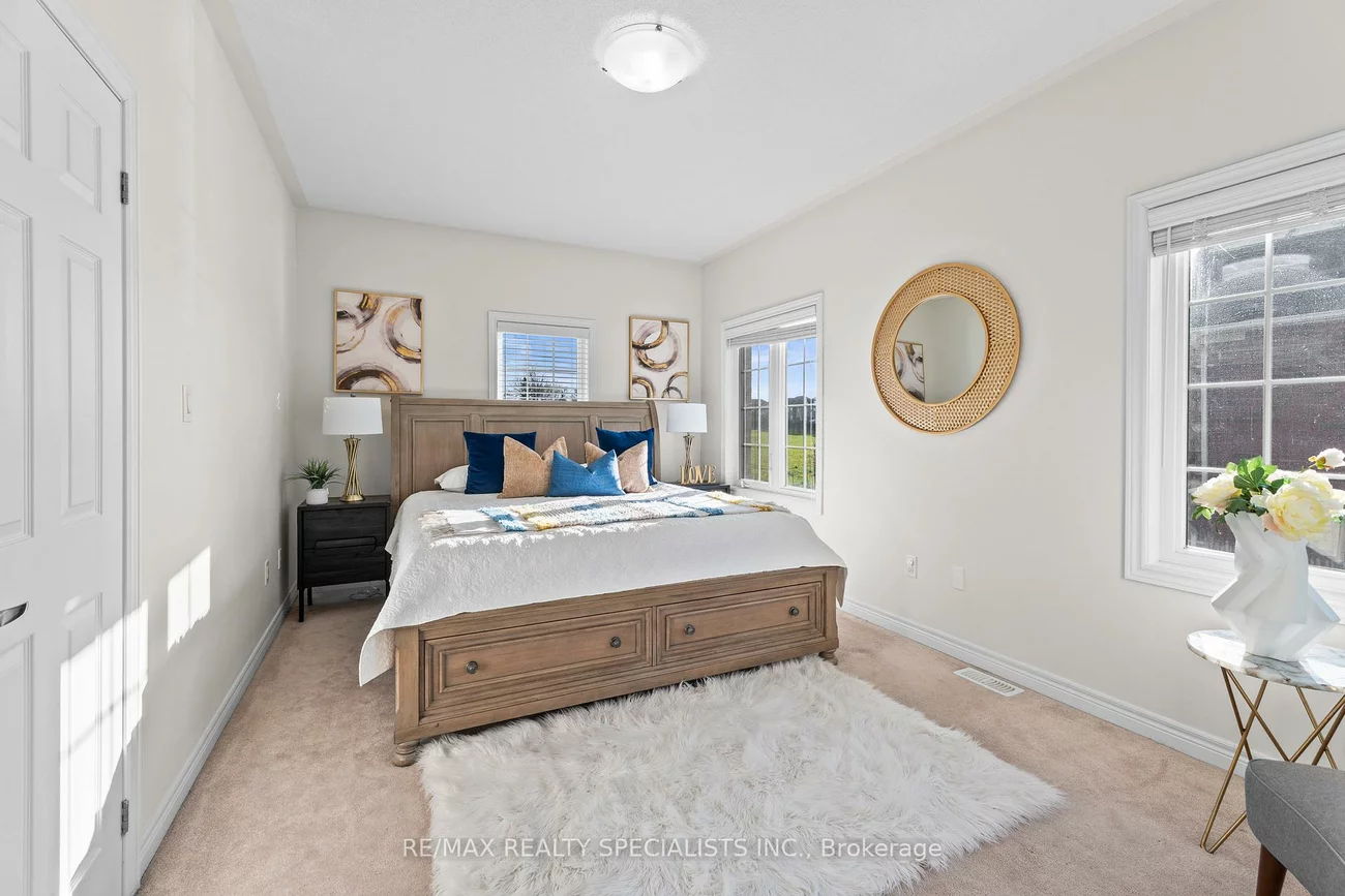 351, Royal West, Credit Valley, Brampton
