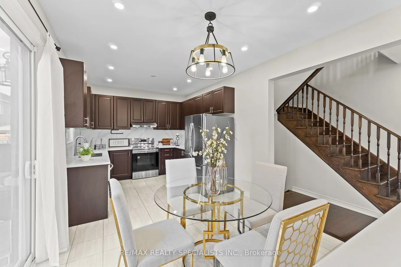 351, Royal West, Credit Valley, Brampton