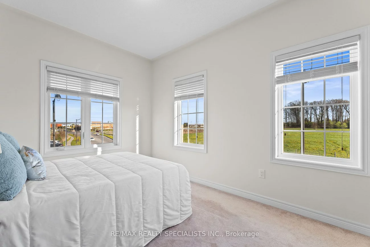 351, Royal West, Credit Valley, Brampton