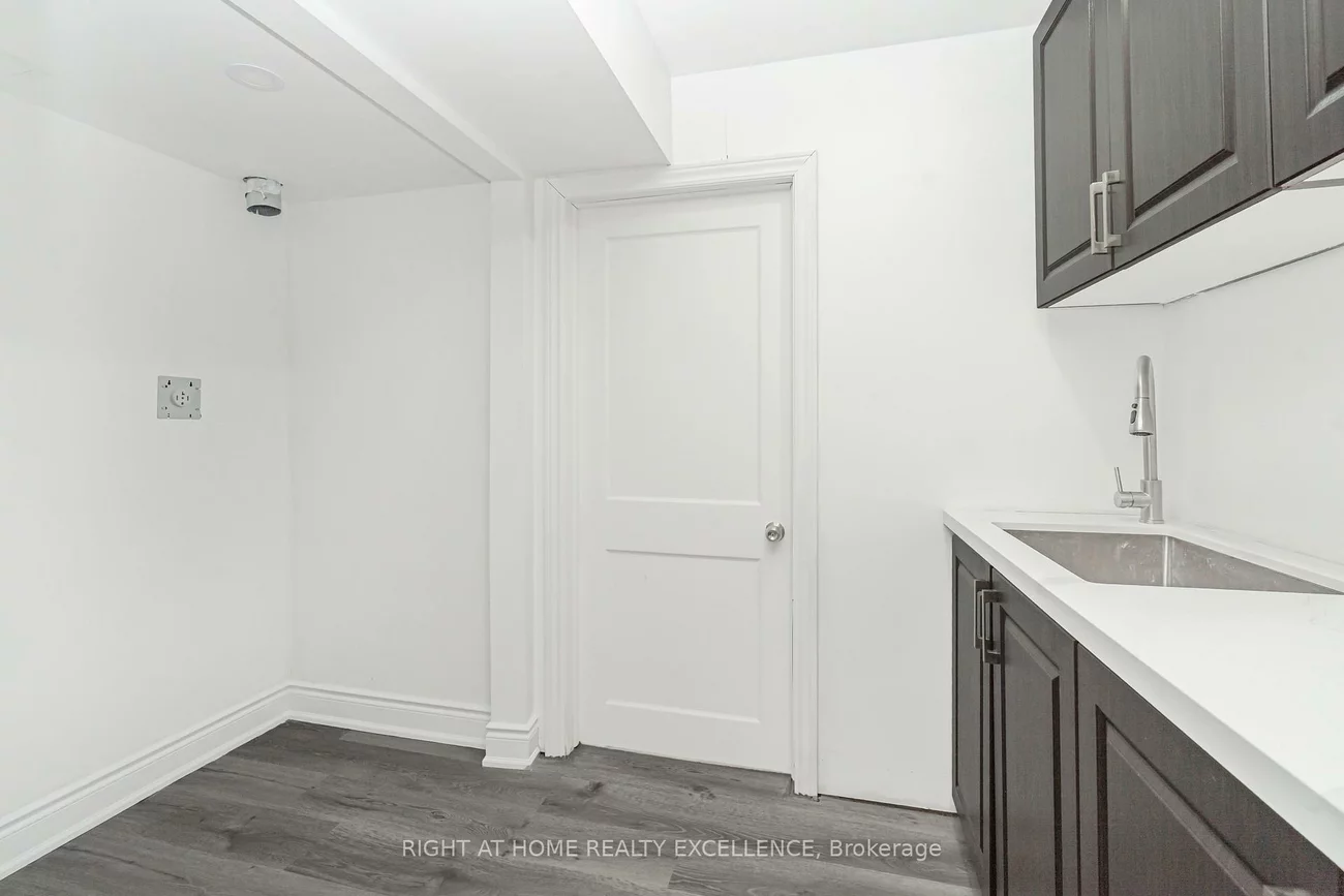 1, Bayridge, Vales of Castlemore, Brampton
