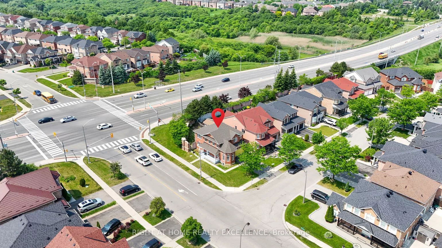 1, Bayridge, Vales of Castlemore, Brampton