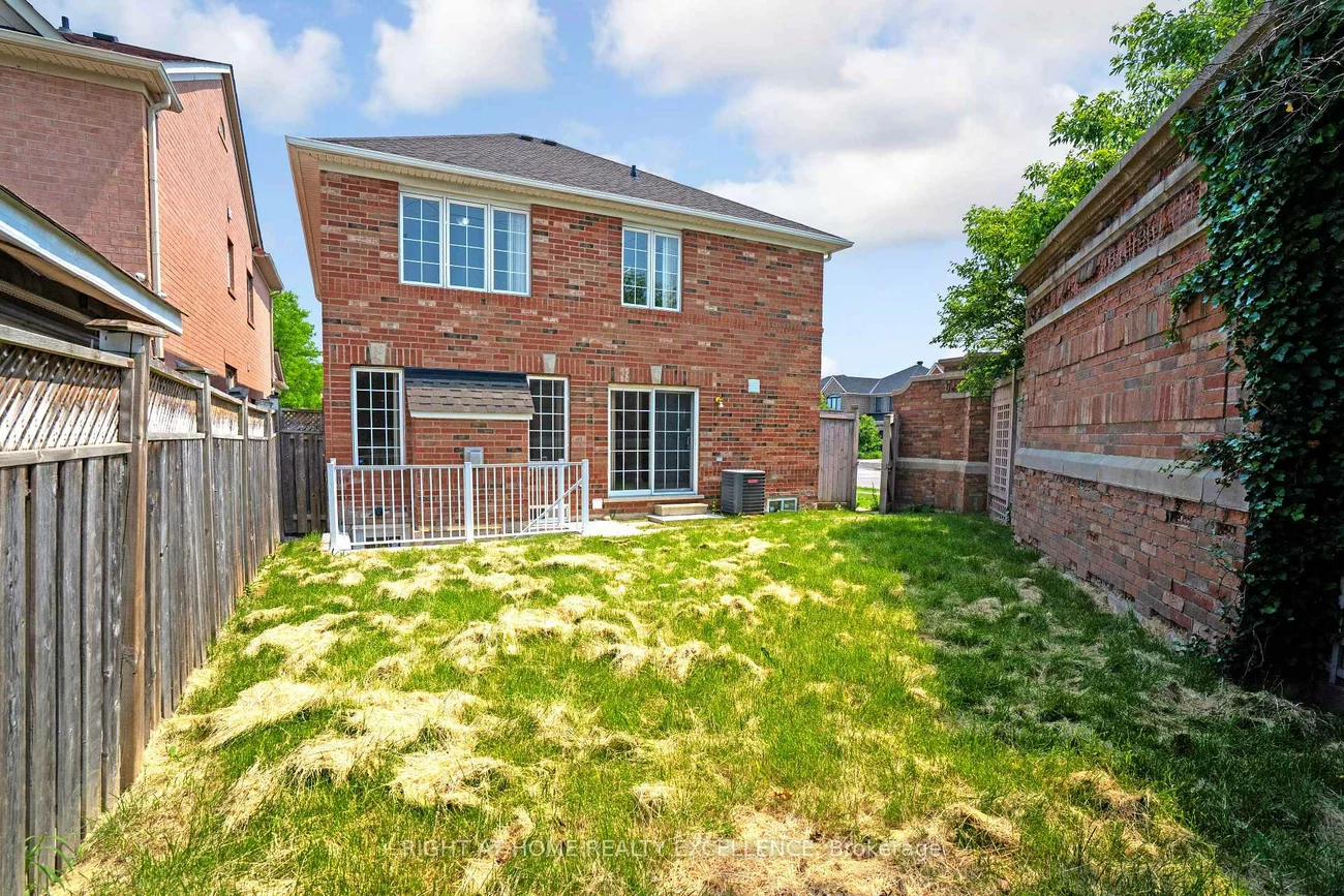1, Bayridge, Vales of Castlemore, Brampton