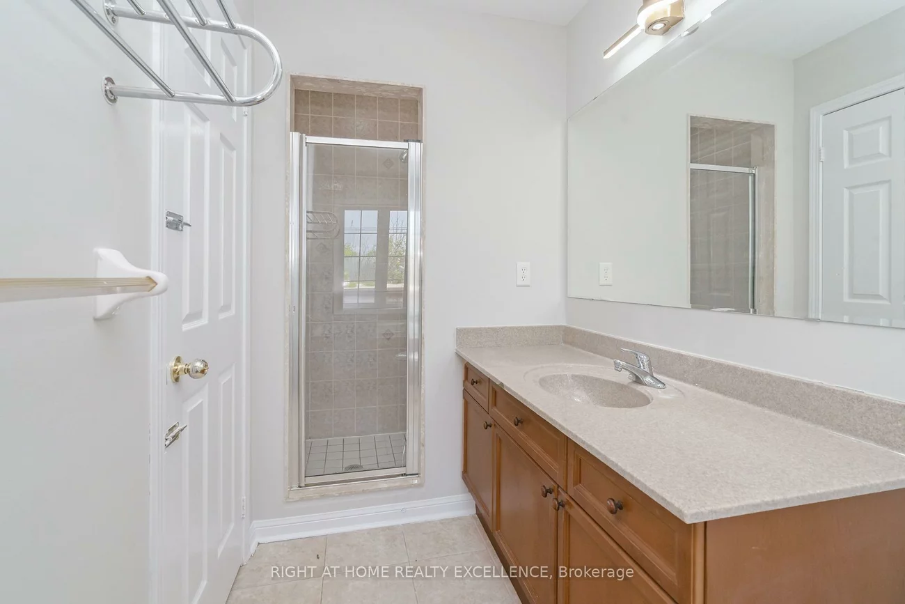 1, Bayridge, Vales of Castlemore, Brampton