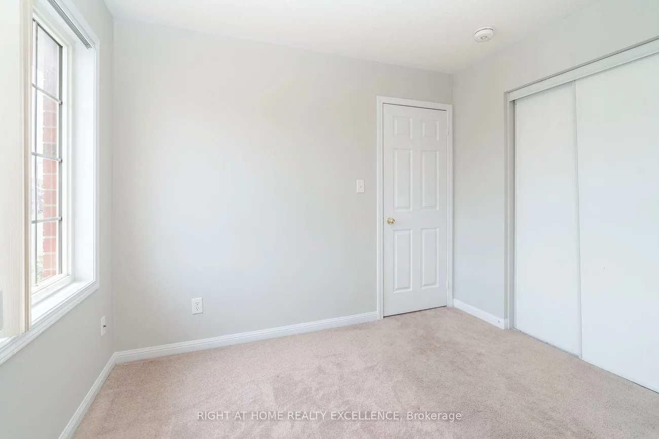 1, Bayridge, Vales of Castlemore, Brampton