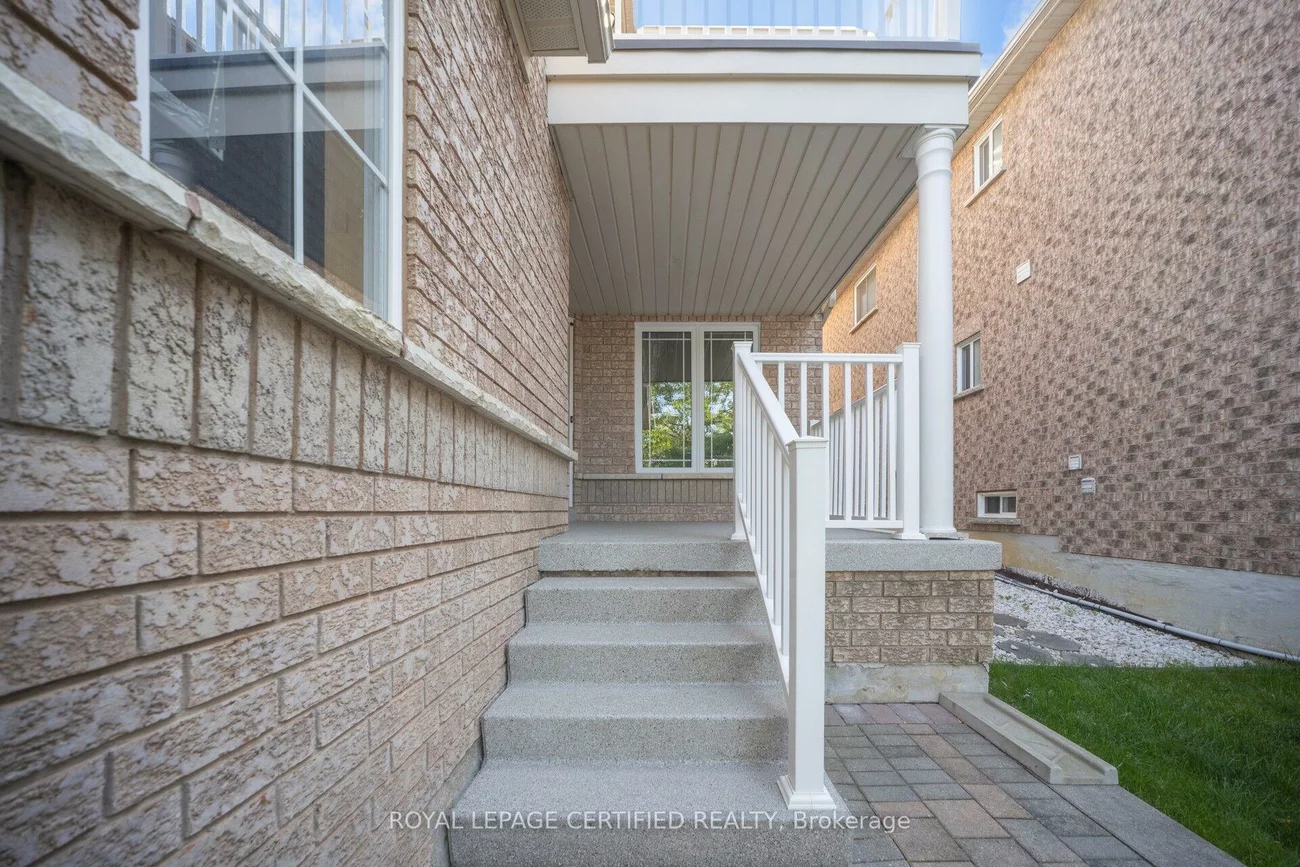 252, Vintage, Fletcher's Creek Village, Brampton