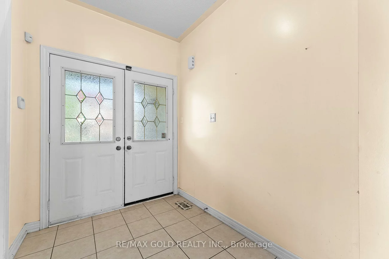 13, Footbridge, Sandringham-Wellington, Brampton