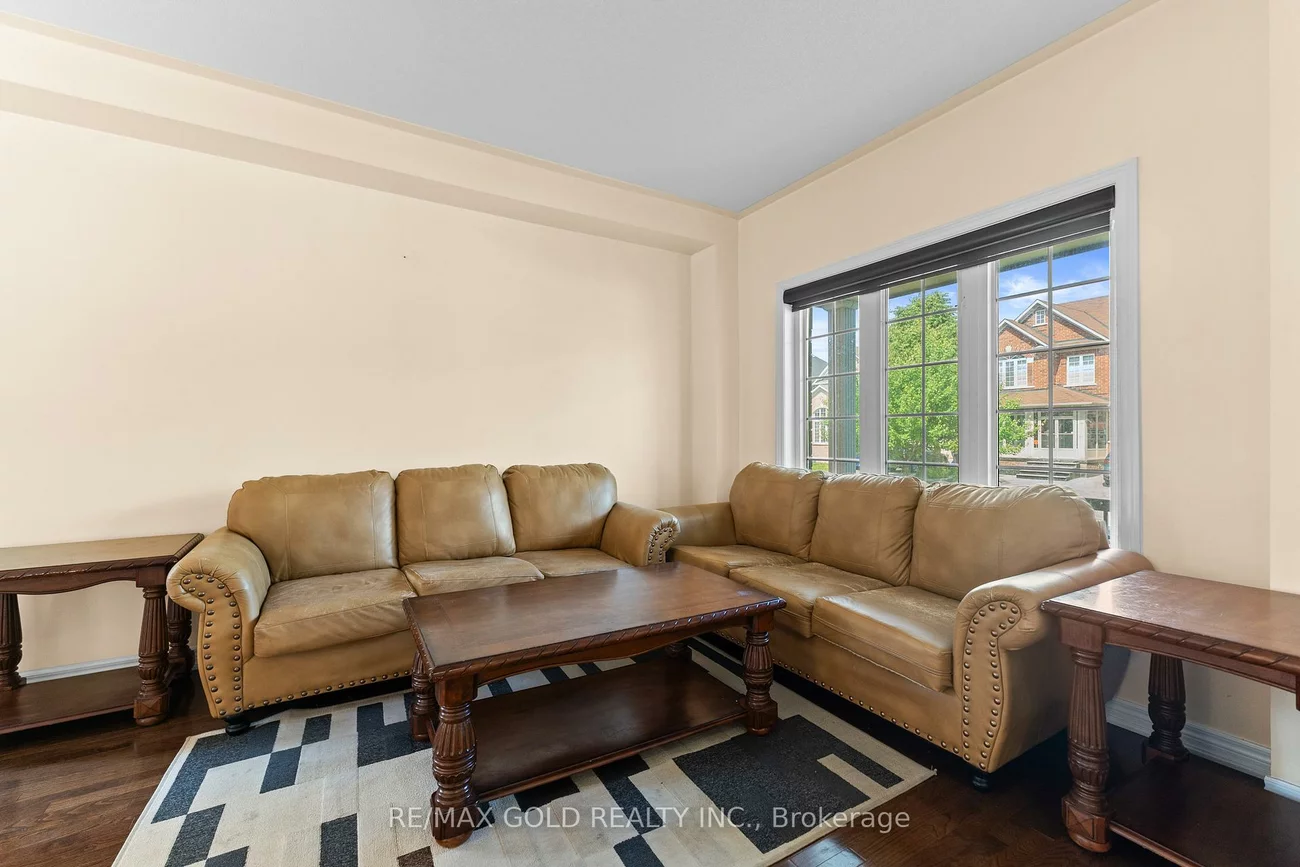 13, Footbridge, Sandringham-Wellington, Brampton