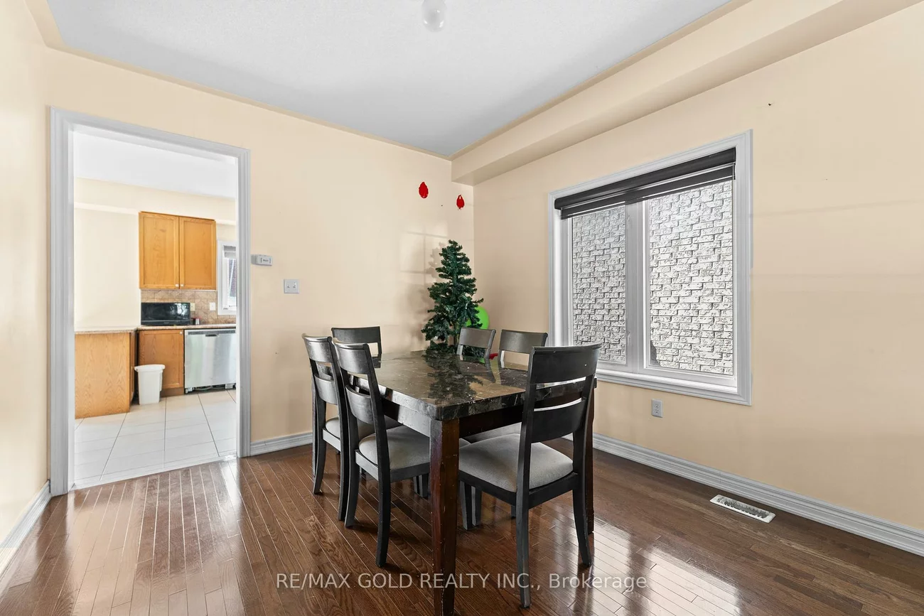 13, Footbridge, Sandringham-Wellington, Brampton