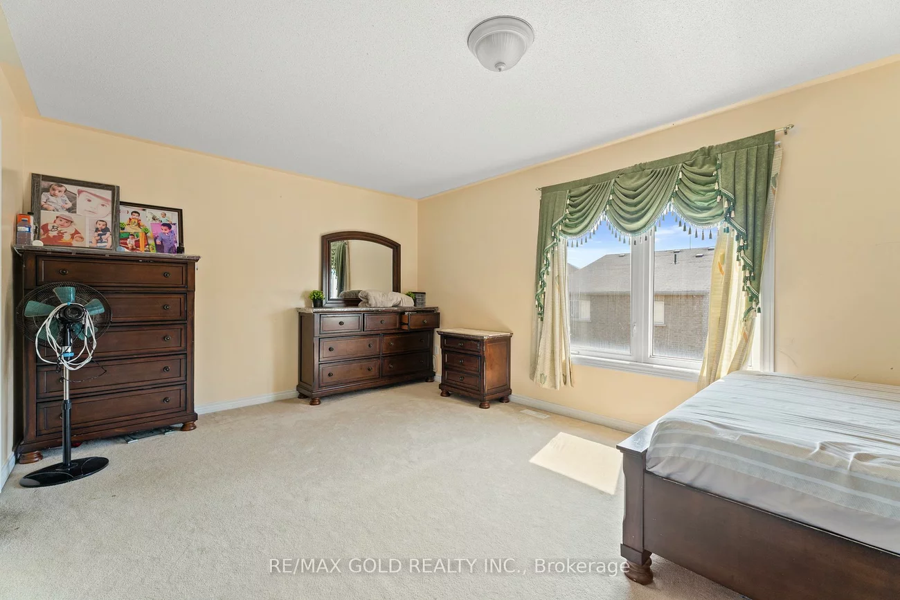 13, Footbridge, Sandringham-Wellington, Brampton