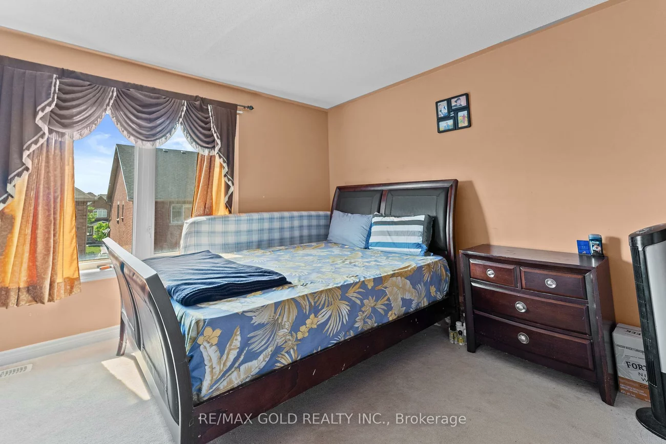 13, Footbridge, Sandringham-Wellington, Brampton