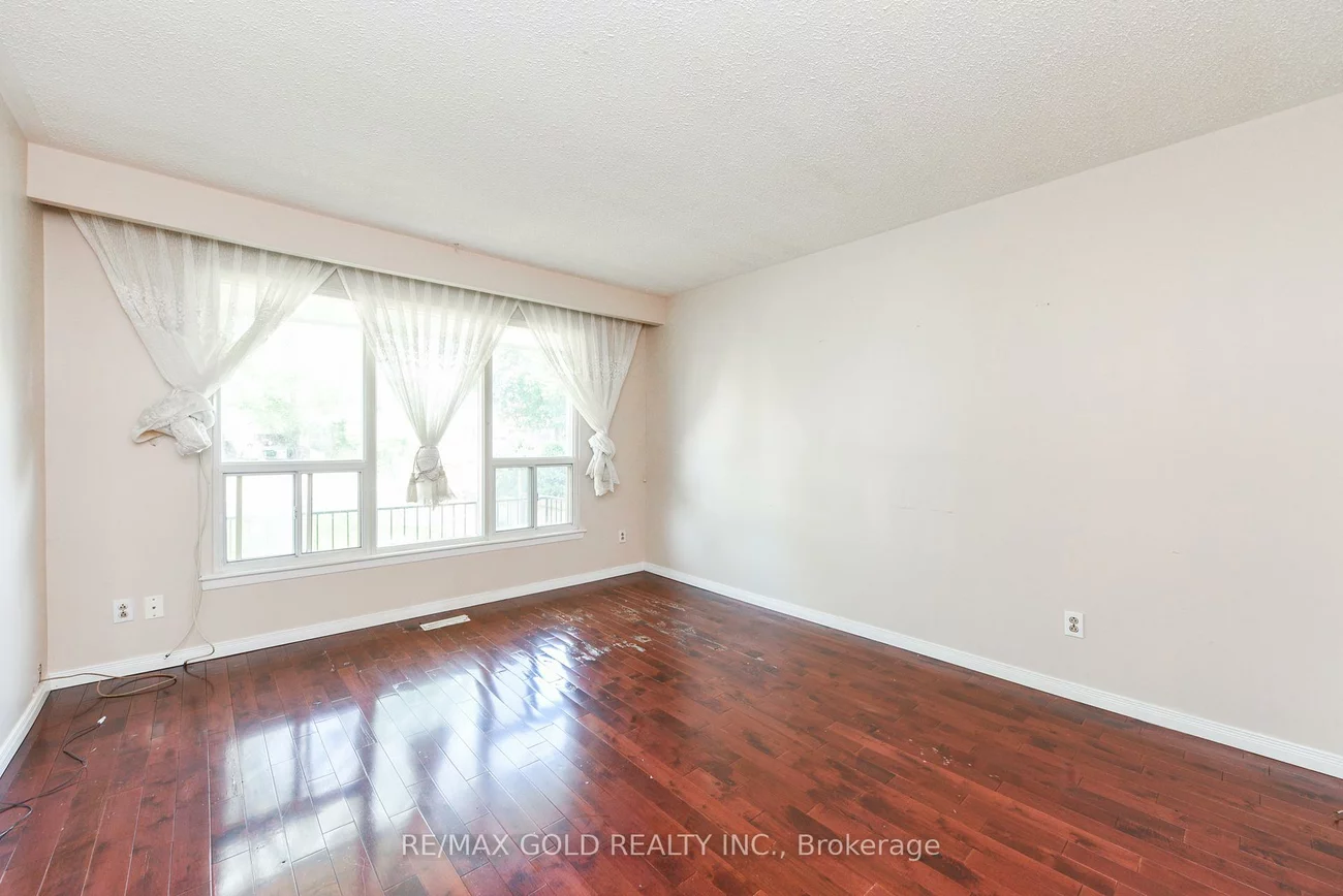 29, Glenmore, Northgate, Brampton