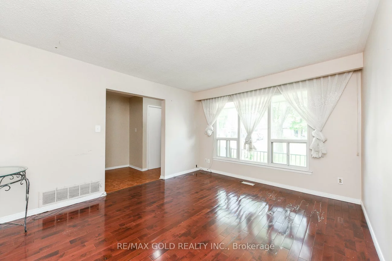 29, Glenmore, Northgate, Brampton