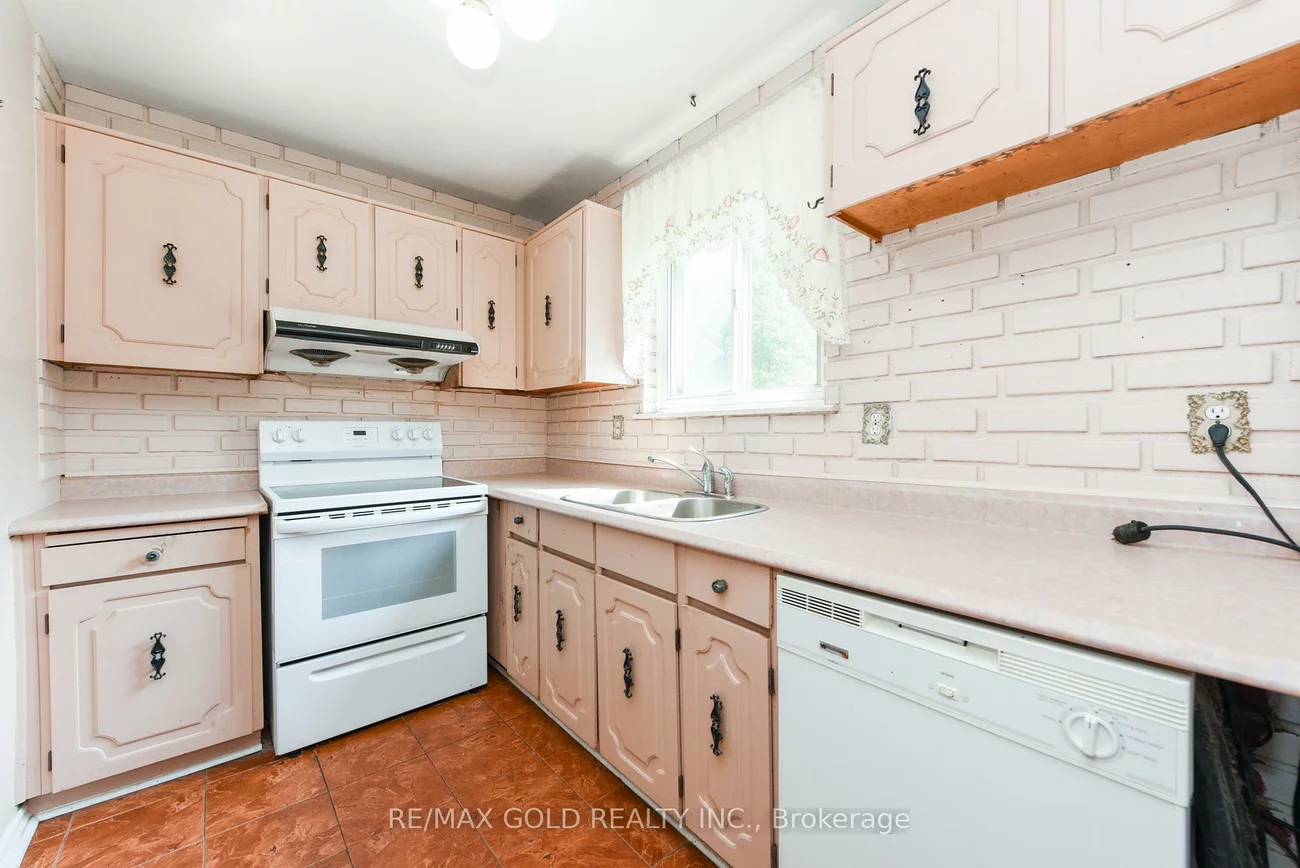 29, Glenmore, Northgate, Brampton