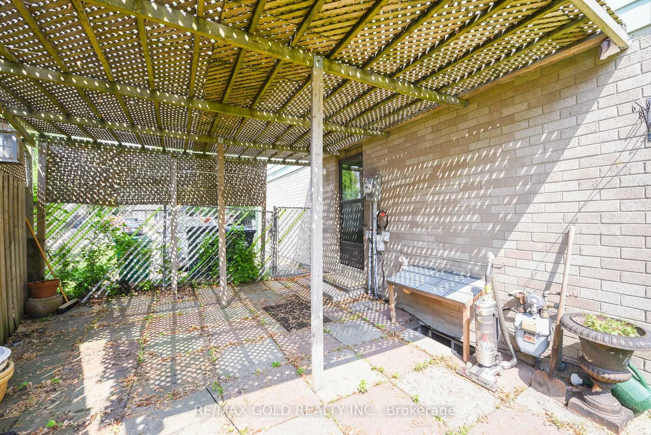 29, Glenmore, Northgate, Brampton