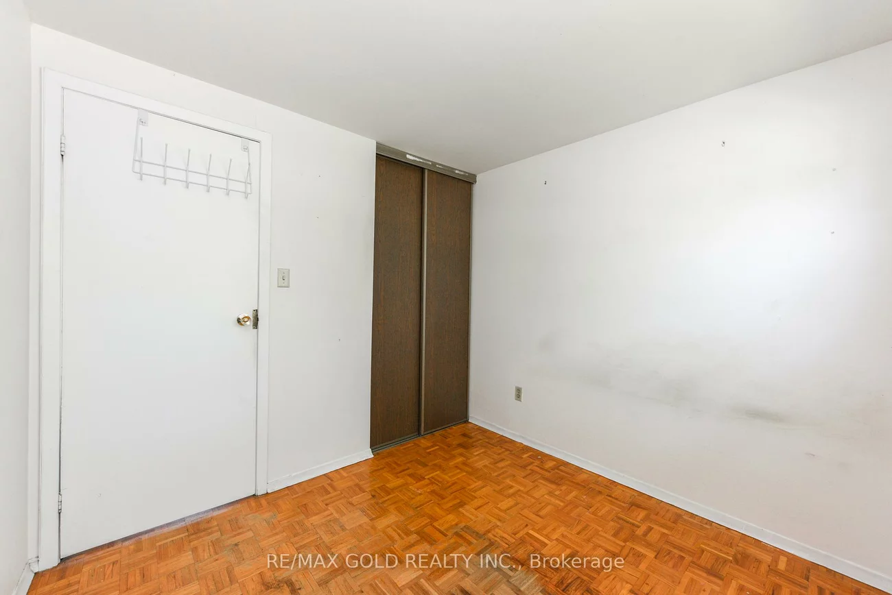 29, Glenmore, Northgate, Brampton
