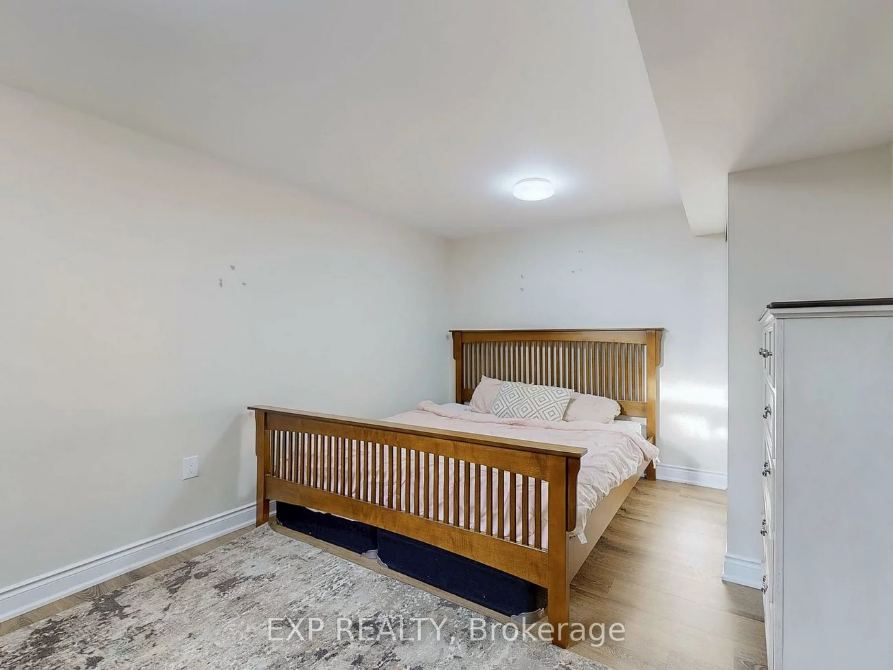 88, Royal West, Credit Valley, Brampton