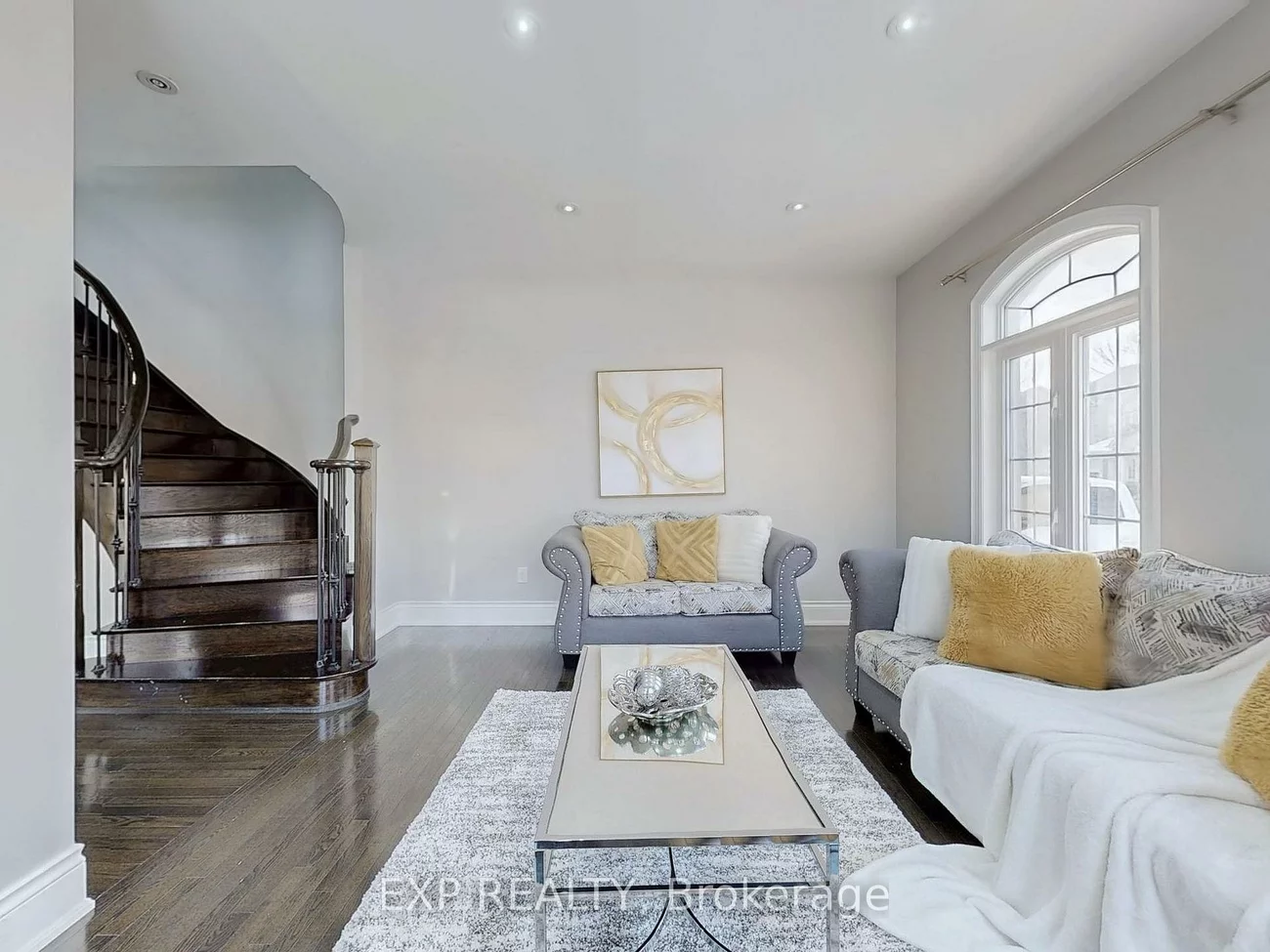 88, Royal West, Credit Valley, Brampton