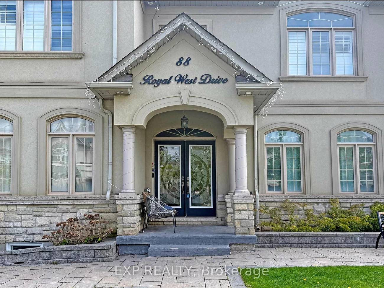 88, Royal West, Credit Valley, Brampton