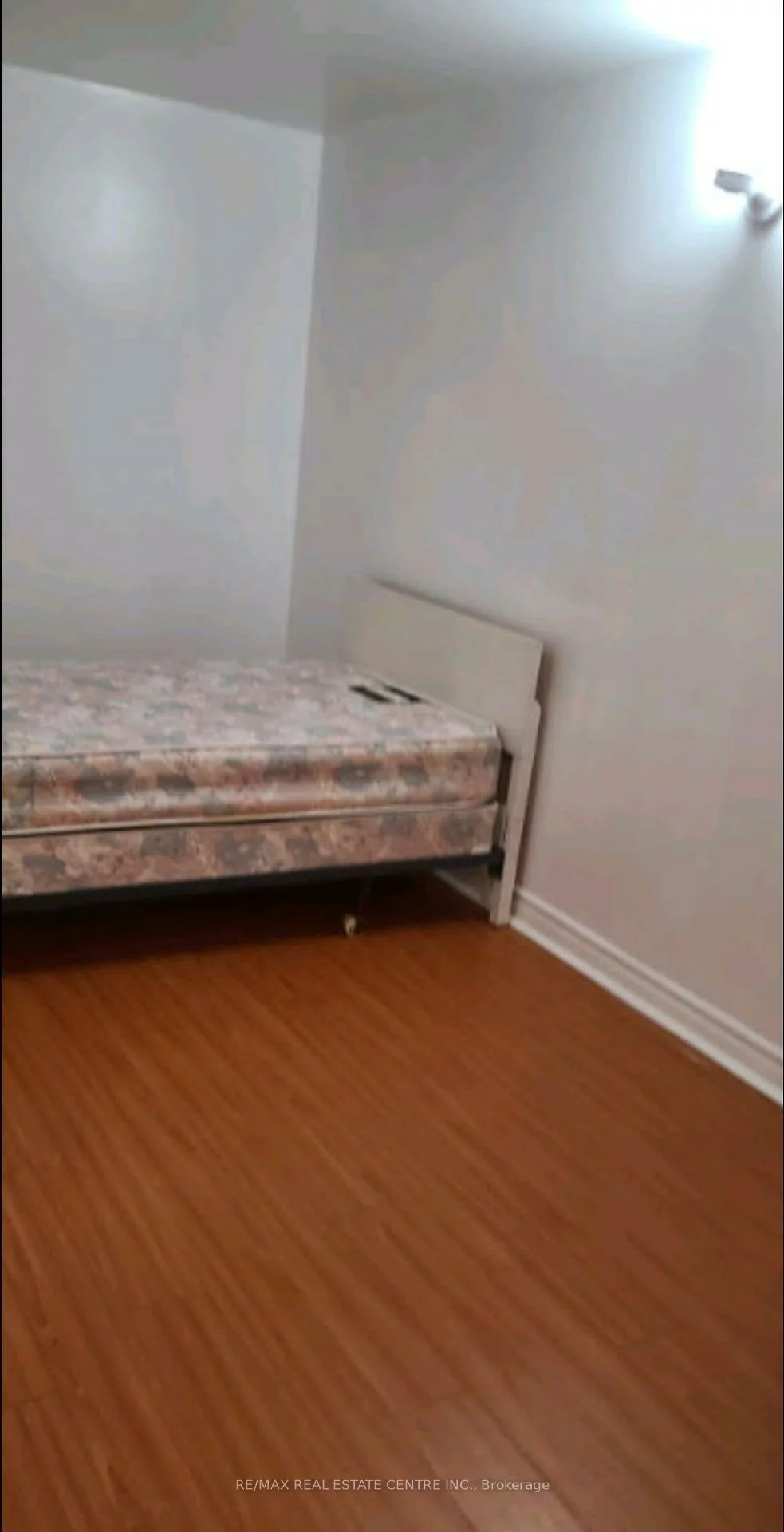 21, Sprucelands, Sandringham-Wellington, Brampton