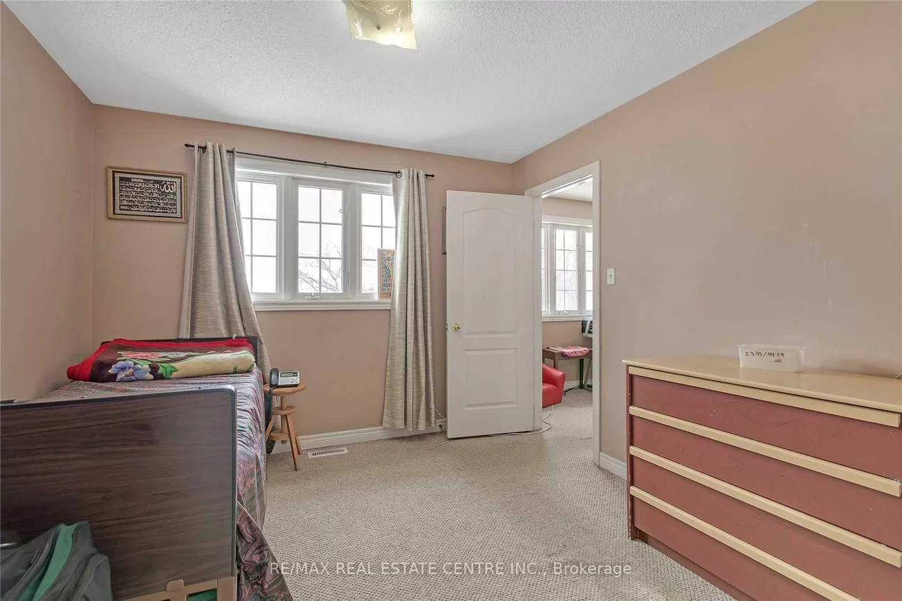21, Sprucelands, Sandringham-Wellington, Brampton