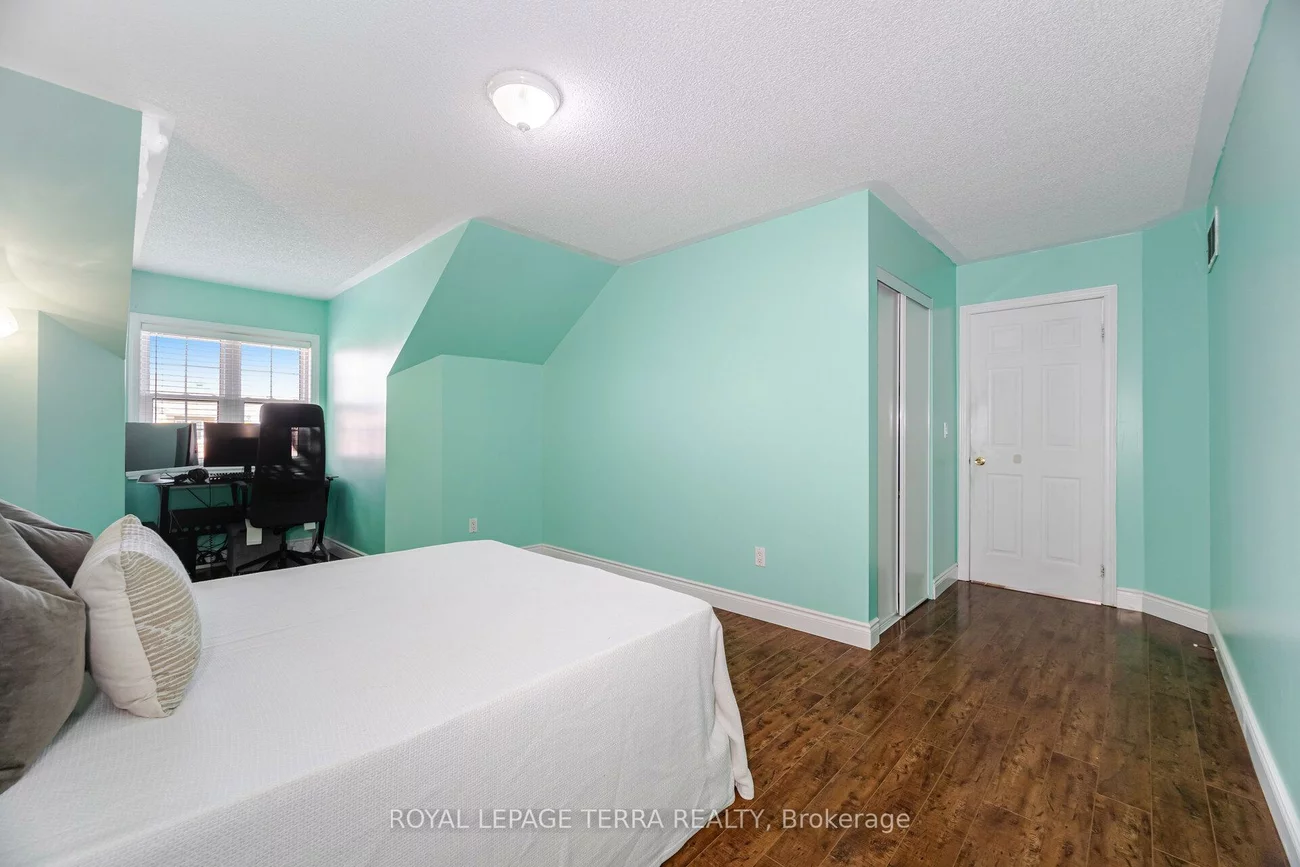 19, VALLEYPARK, Fletcher's Meadow, Brampton