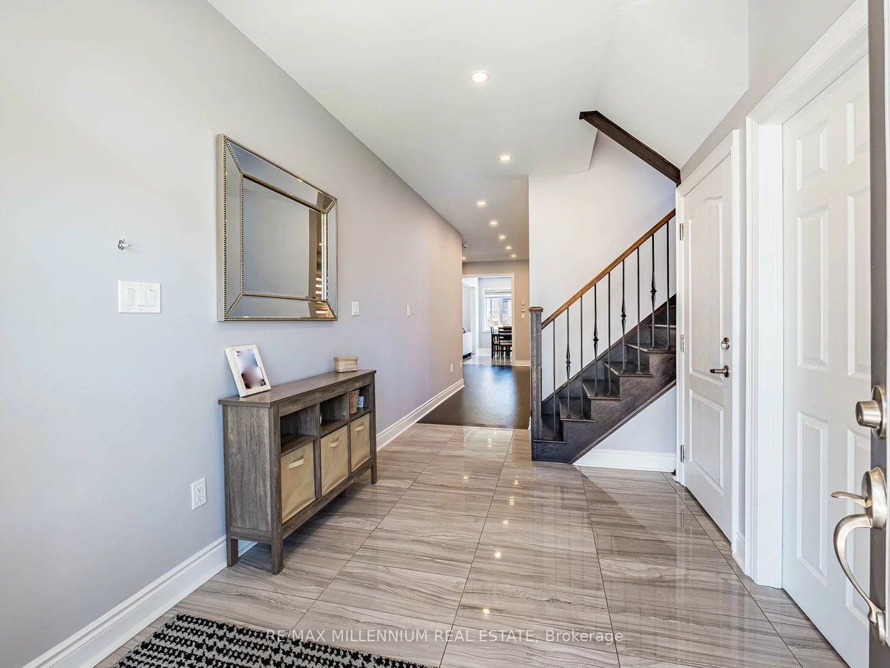 24, Camston, Toronto Gore Rural Estate, Brampton