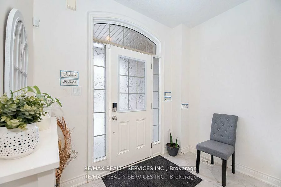 7, Lady Evelyn, Bram West, Brampton