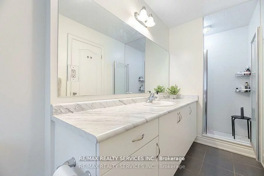 7, Lady Evelyn, Bram West, Brampton