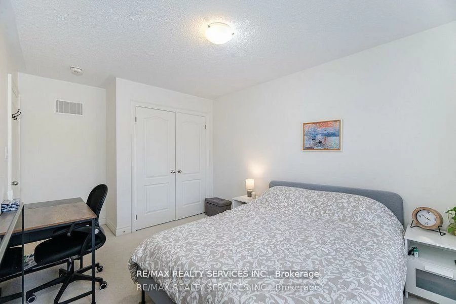 7, Lady Evelyn, Bram West, Brampton