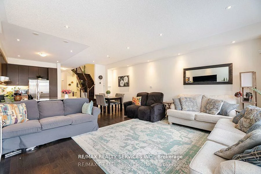 7, Lady Evelyn, Bram West, Brampton