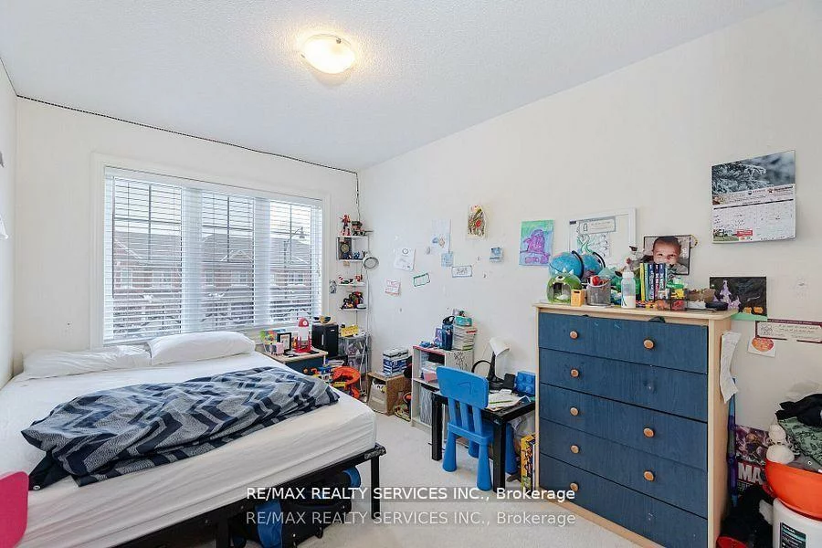 7, Lady Evelyn, Bram West, Brampton
