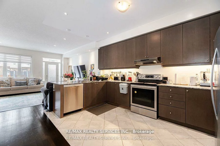 7, Lady Evelyn, Bram West, Brampton