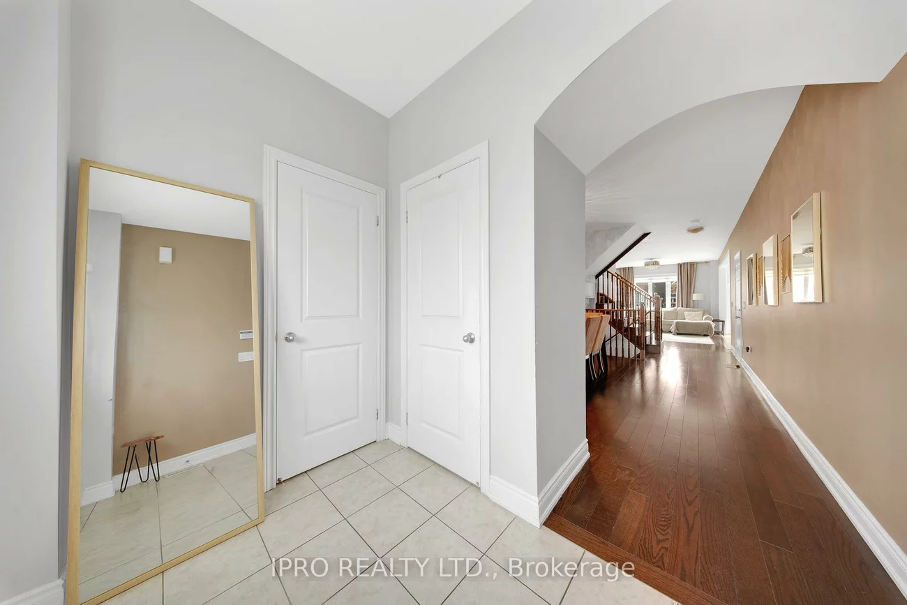 12, Goodsway, Northwest Brampton, Brampton