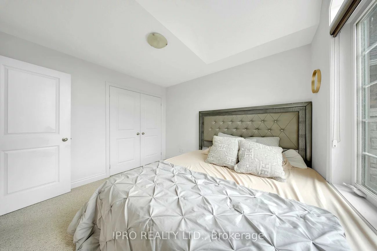 12, Goodsway, Northwest Brampton, Brampton