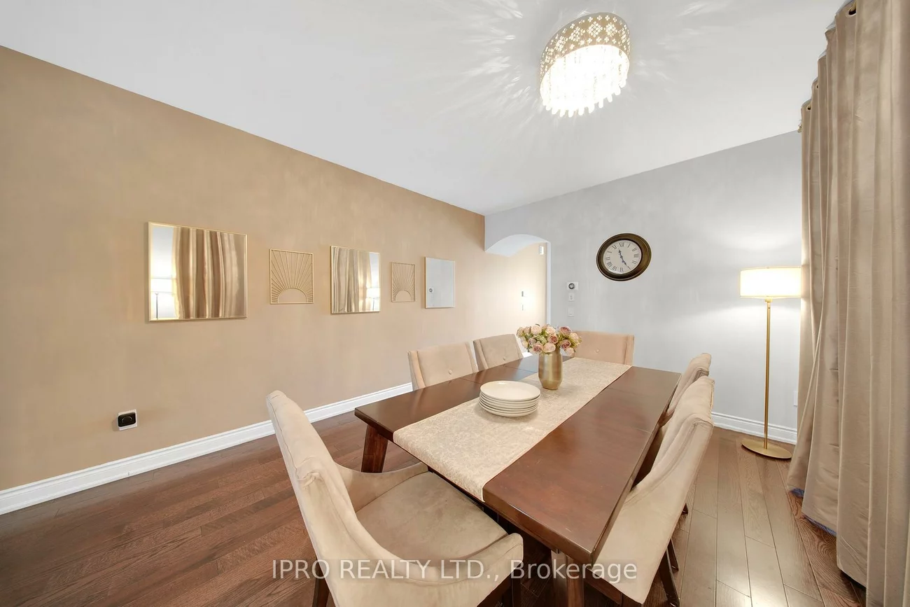 12, Goodsway, Northwest Brampton, Brampton