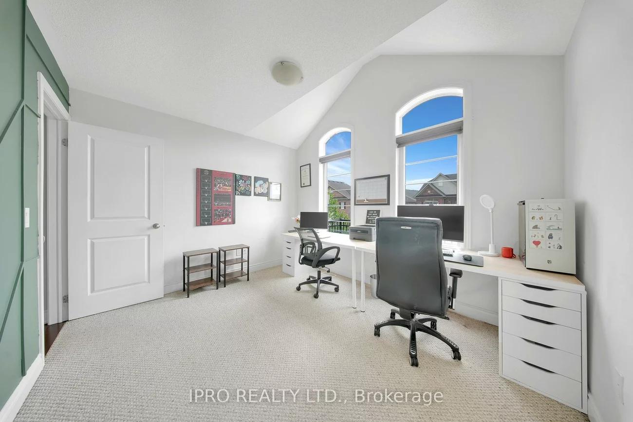 12, Goodsway, Northwest Brampton, Brampton