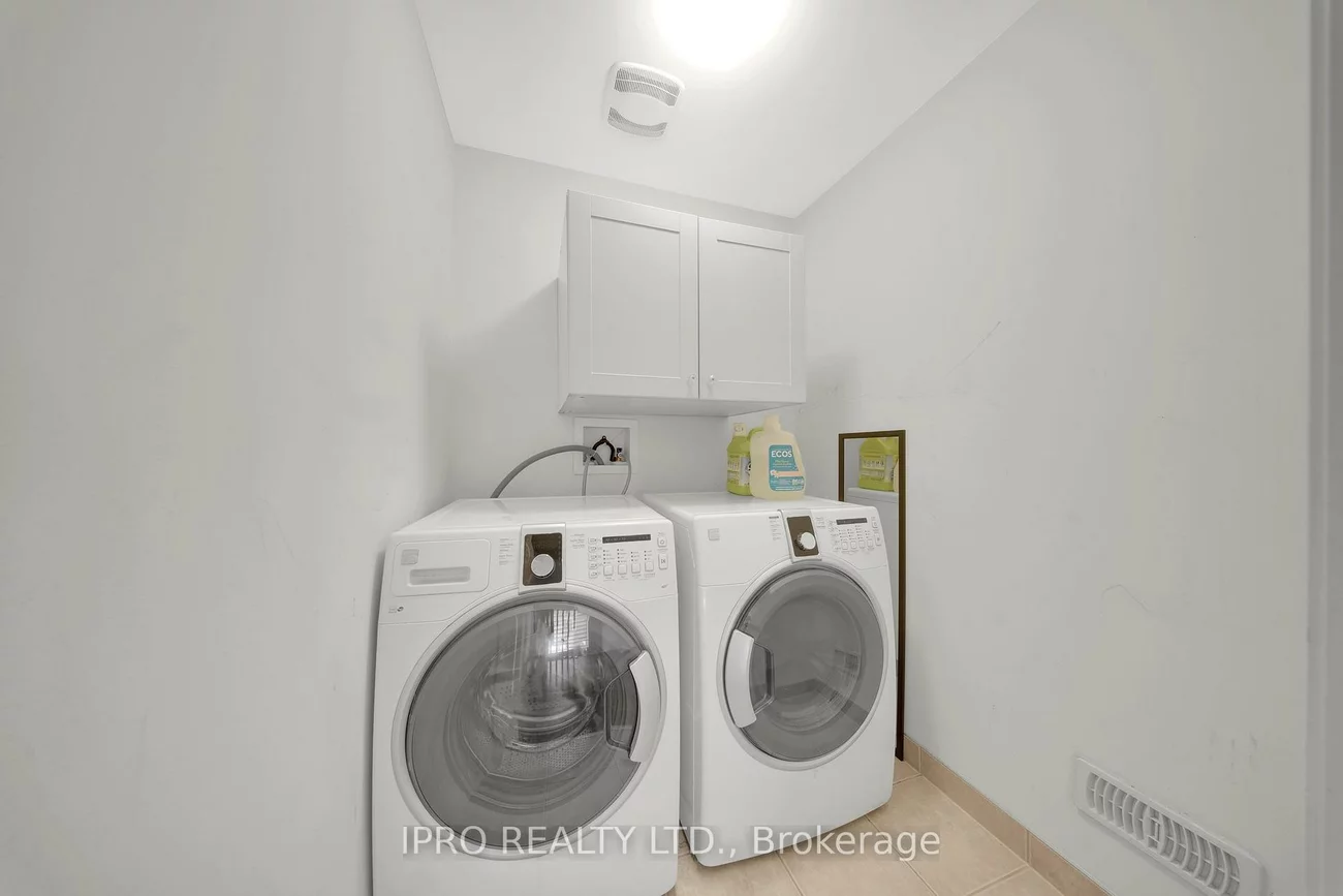 12, Goodsway, Northwest Brampton, Brampton