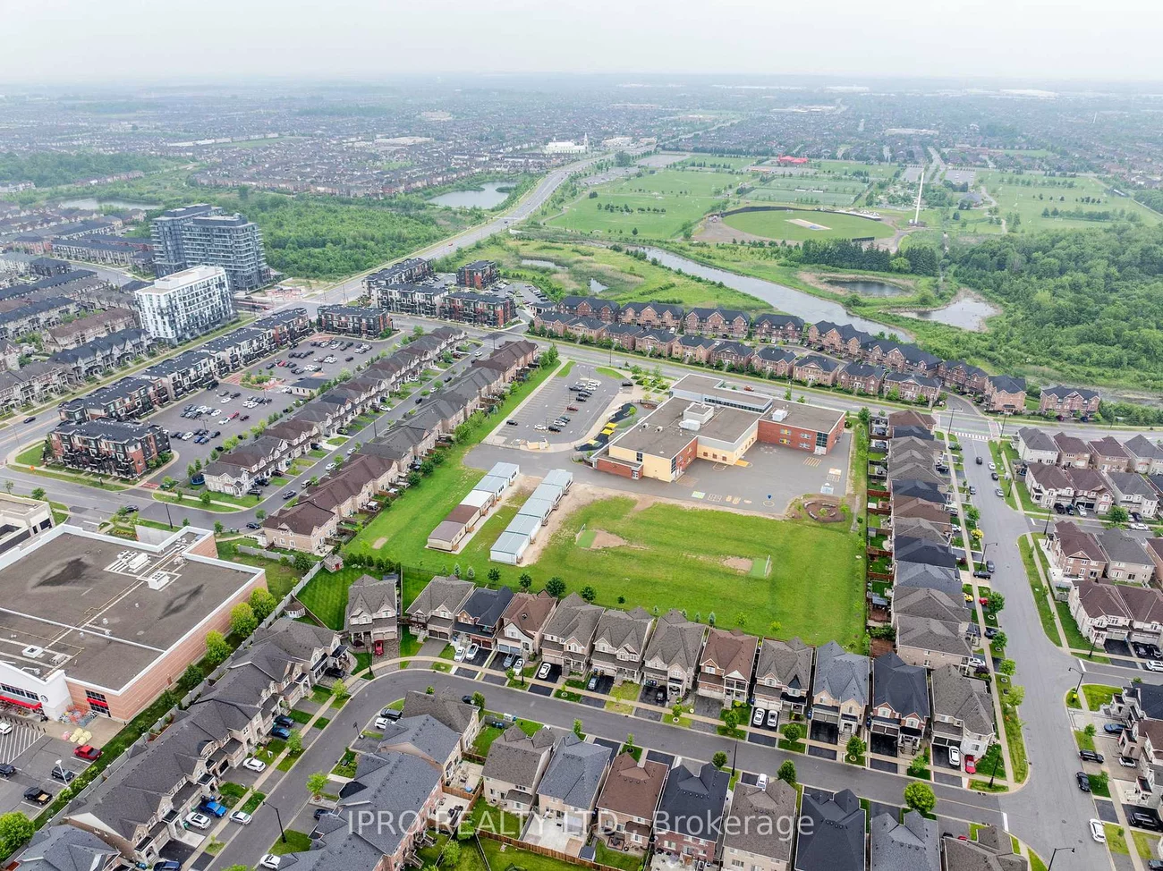 12, Goodsway, Northwest Brampton, Brampton