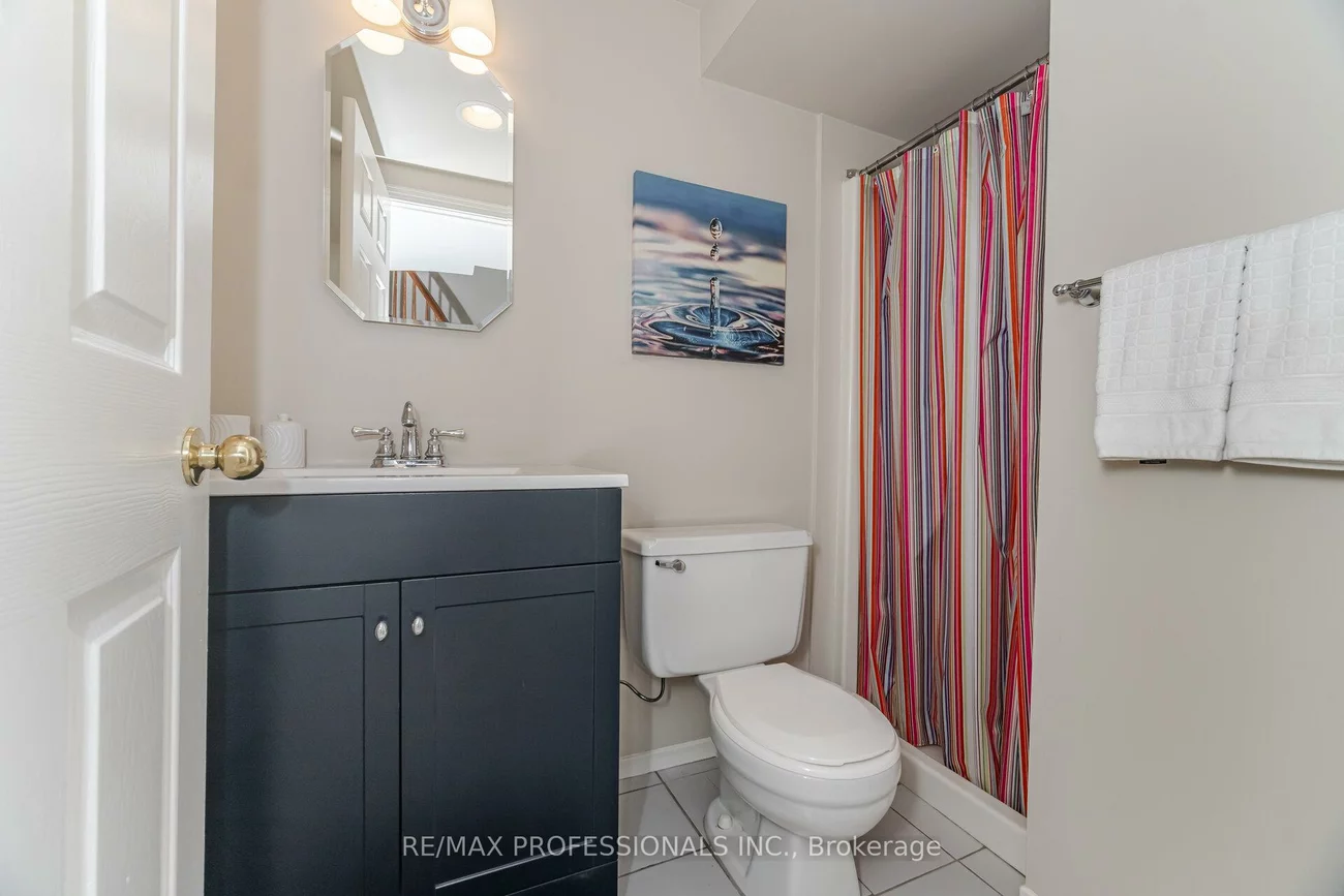 70, Kenpark, Snelgrove, Brampton