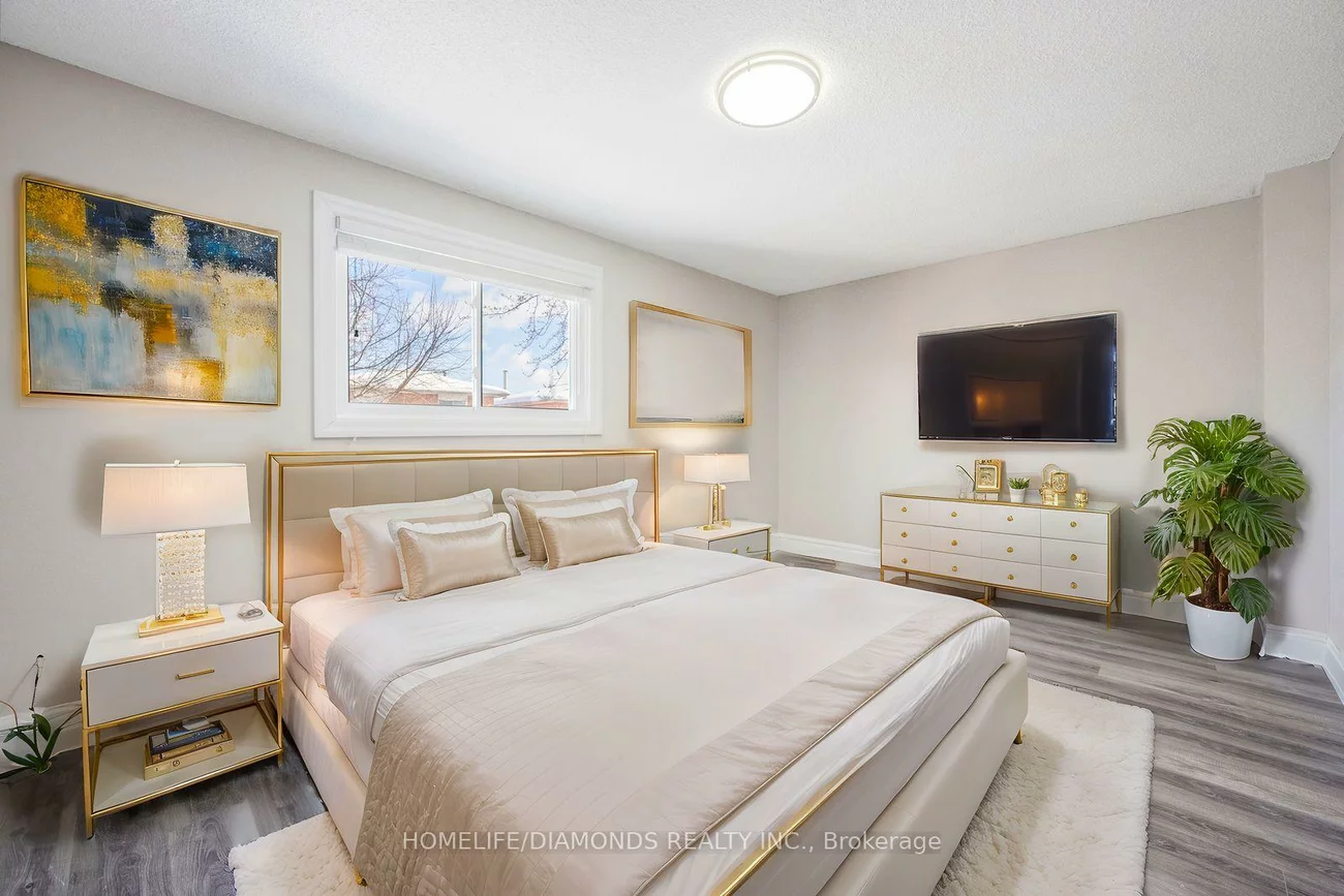 79, Ecclestone, Brampton West, Brampton