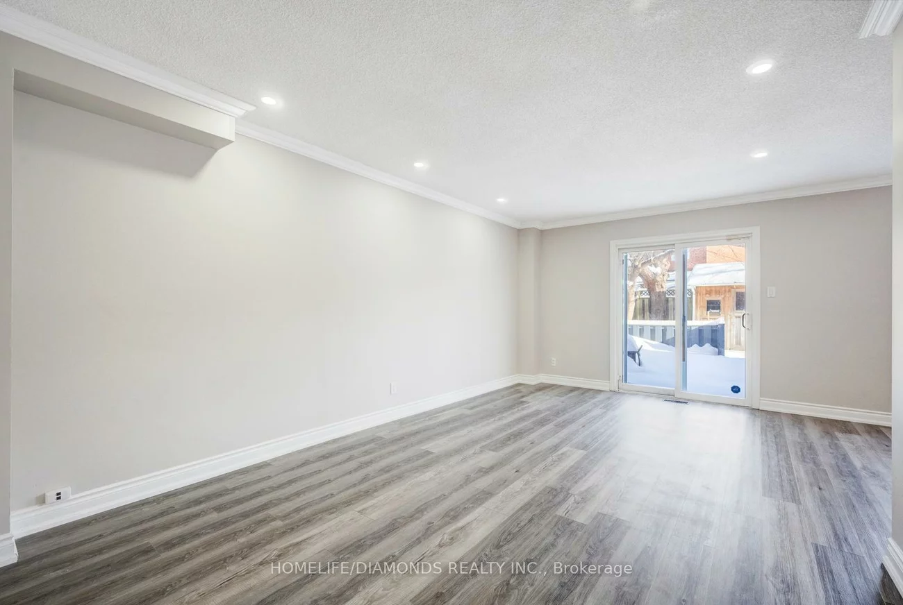 79, Ecclestone, Brampton West, Brampton