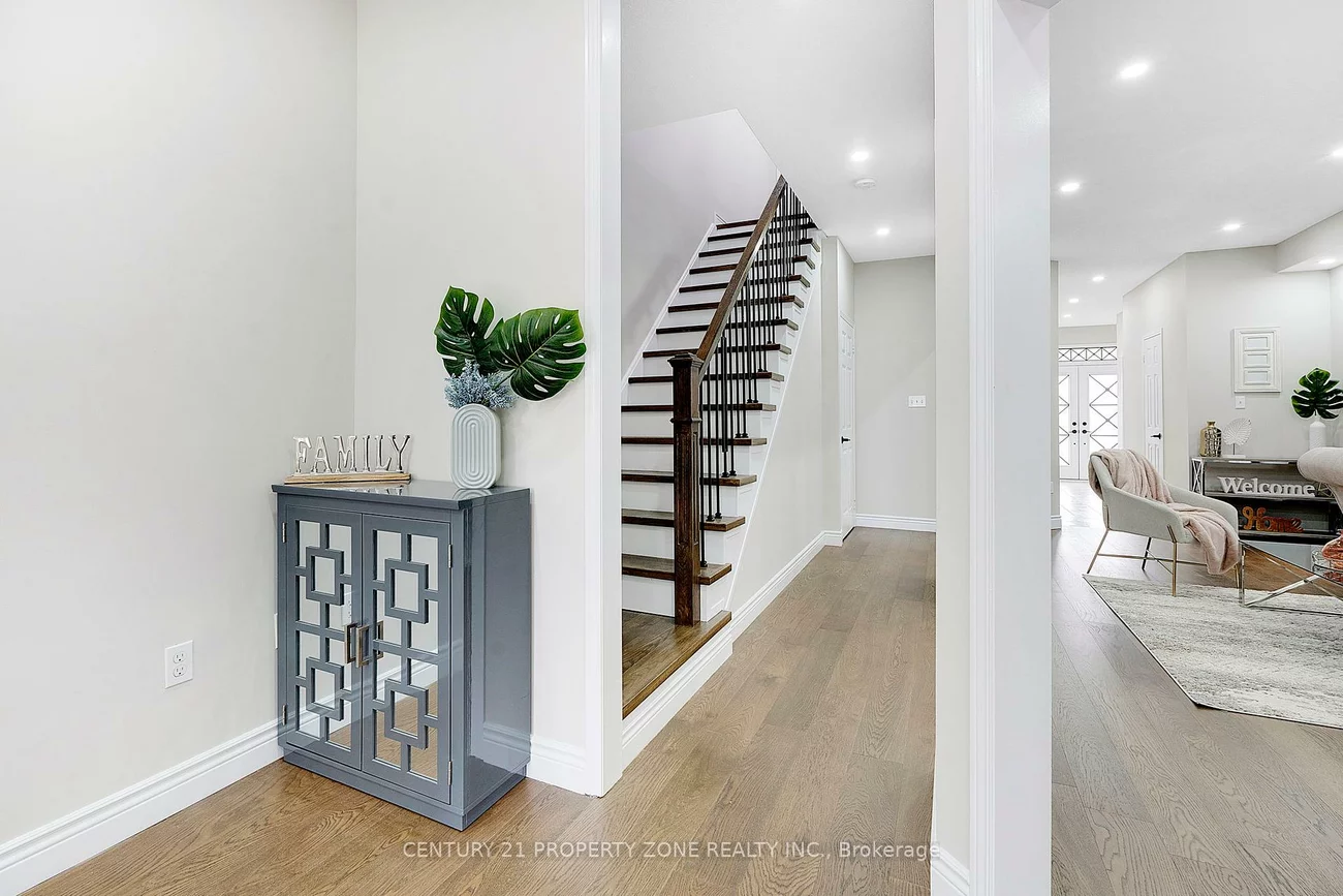 23, Portrush, Credit Valley, Brampton
