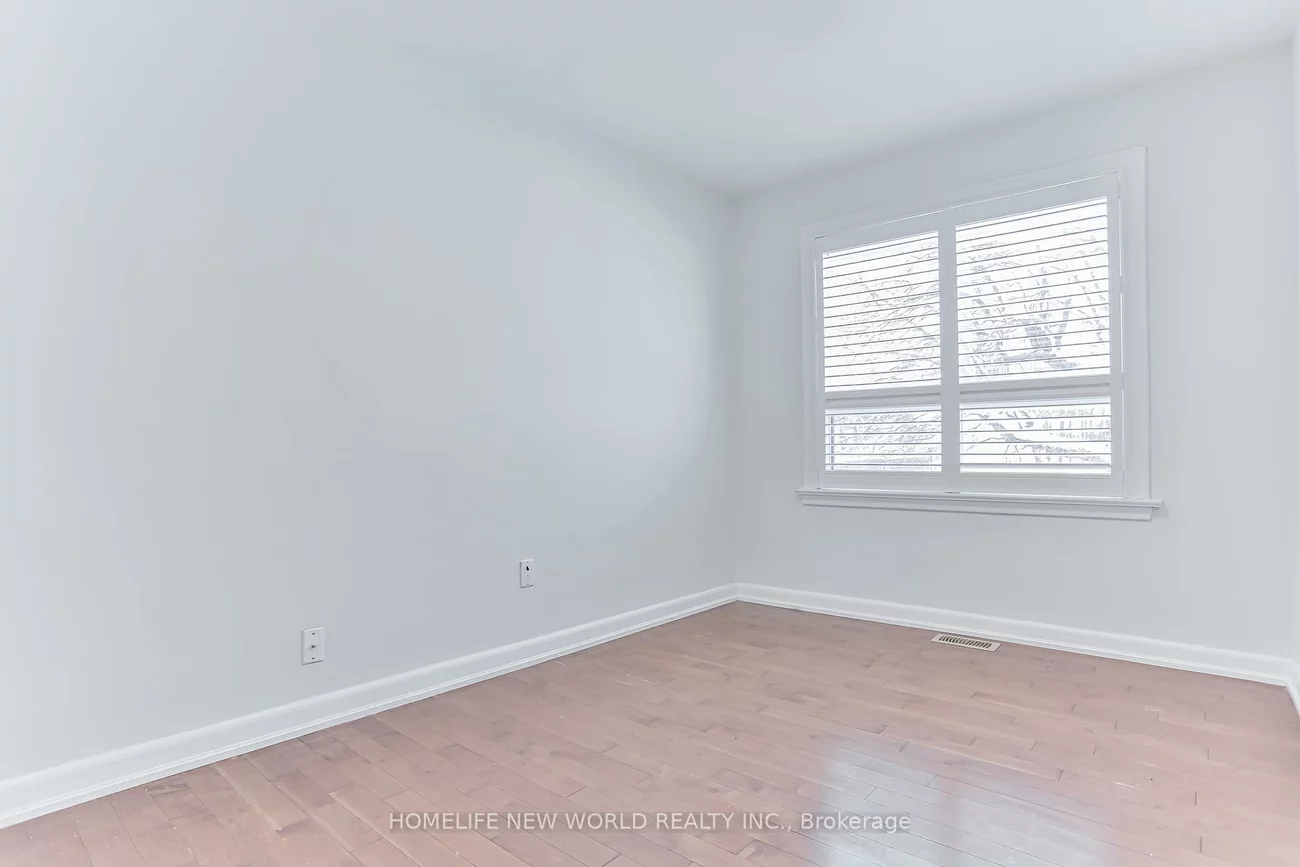 3, Erlesmere, Brampton East, Brampton