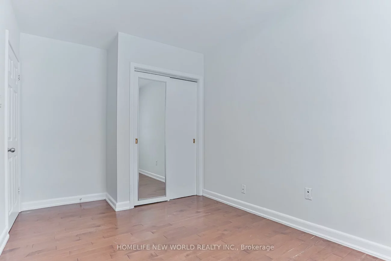 3, Erlesmere, Brampton East, Brampton