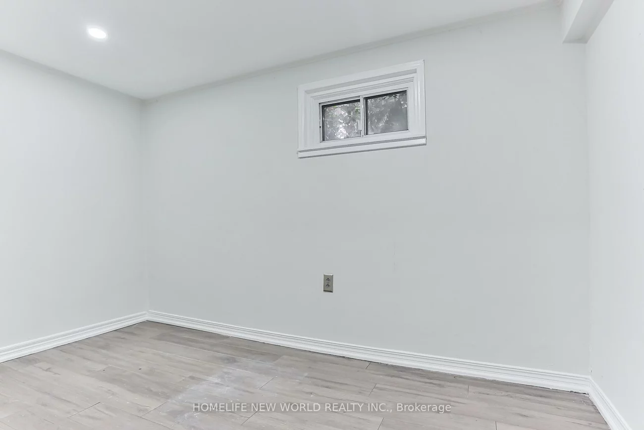 3, Erlesmere, Brampton East, Brampton